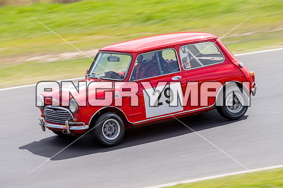 29 Sid Jenkins Morris Cooper S Group N Under 3 Litre - Friday Practice-2