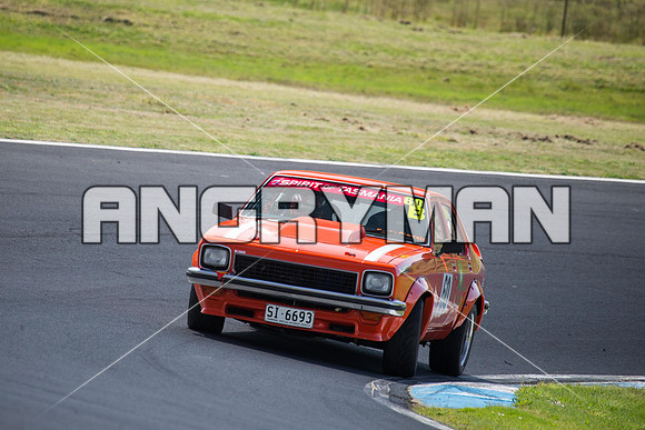 60 Kristopher Hen - LH Torana - Muscle Car Cup Over Two Litre - Classic - Saturday-8