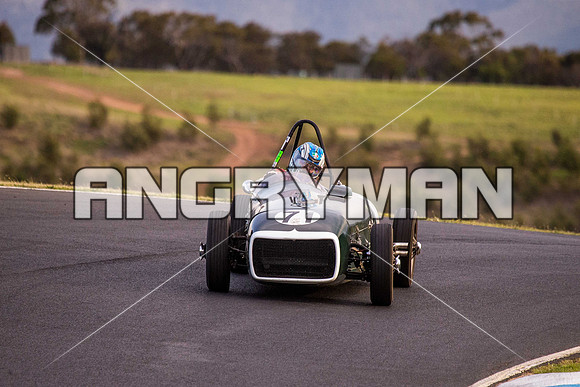 71 Wayne Clark - Crowfoot Holden - Formula Libre & Invited Racing - Saturday-16
