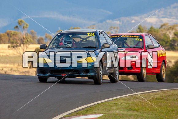 Hyundai 124 Callum Pearce - 26th May 2013 - Baskerville-9