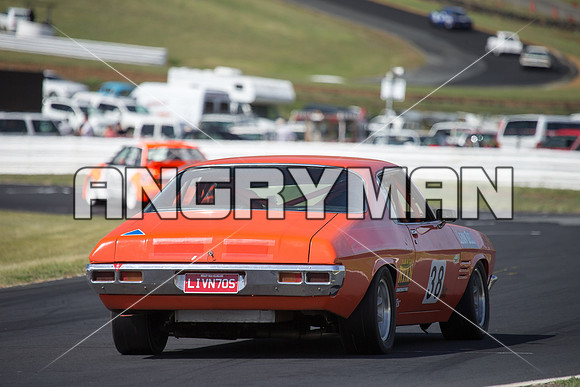 38 Leon Bell - Holden HQ Monaro - Muscle Car Cup Over Two Litre - Classic - Saturday-11