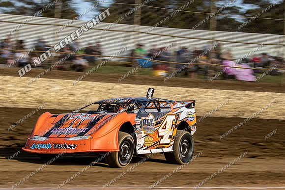 Super Sedan 4 W4 - 14 - Latrobe - 17th Jan 2020-3