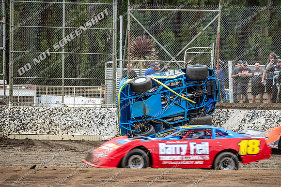 Super Sedan 81 W81 - 15 - Hobart - 25th Jan 2020-21