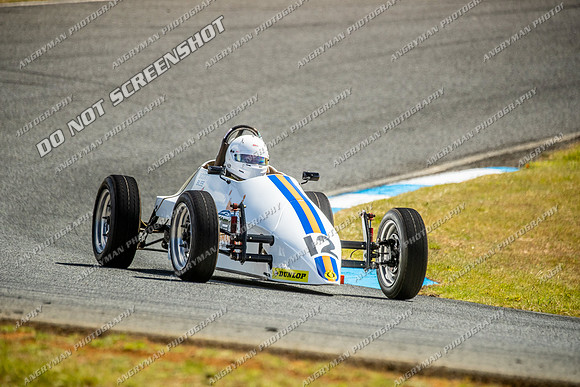 Classic Formula Libre - 12 - Baskerville Historics 2024-5