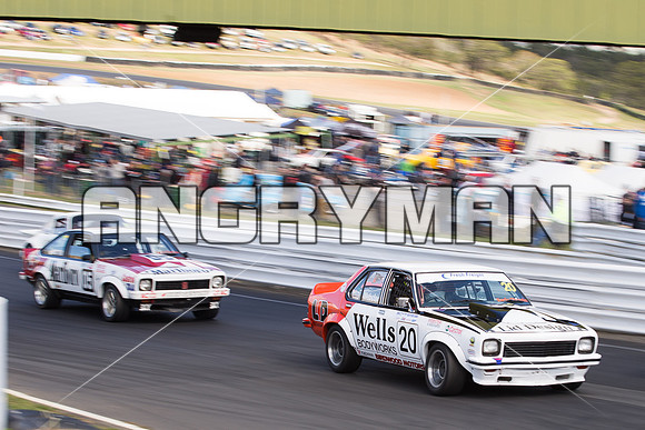 20 Andrew Webster Holden Torana SLR-5000 Muscle Car Cup Over 2 Litres - Sunday-4