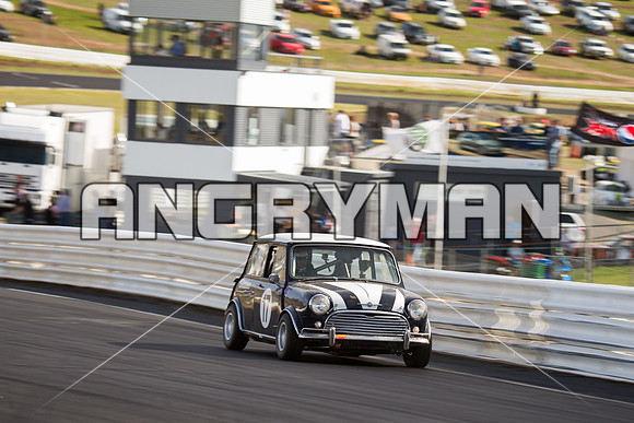 17 Andrew Gliddon - Morris Cooper S - Group N Under Three Litre - Saturday-3