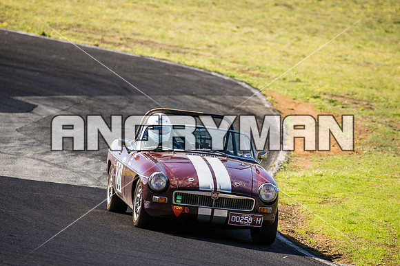 20 Roger Chapman - MGB Roadster - Group S & Invited - Sunday-2