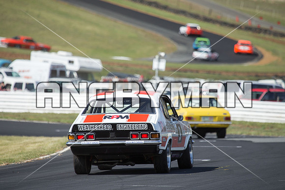 19 Robbie Mills - LJ Torana - Muscle Car Cup Over Two Litres - Classic - Saturday-5