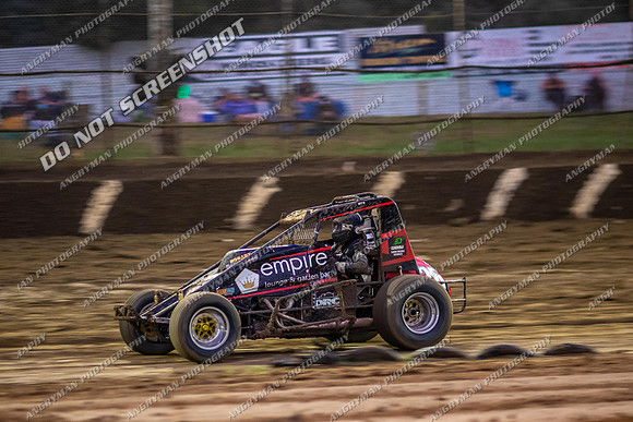 Wingless 26 T26 - Friday-9