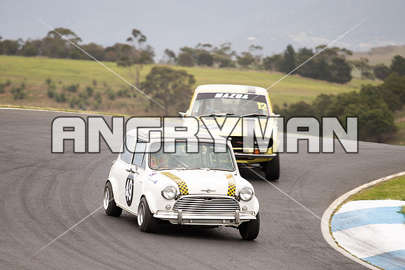 49 Ian Smith Morris Cooper S Group N Under 3 Litre - Saturday-4