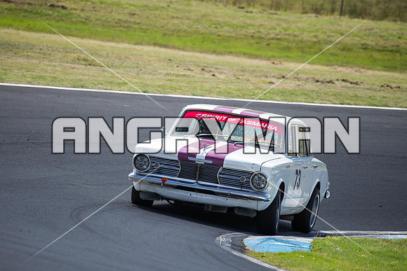73 nick Ridler - Valiant AP6 - Muscle Car Cup Over Two Litre - Classic - Saturday-9