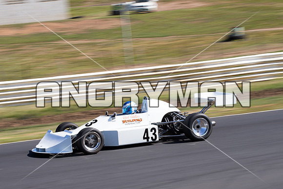 43 Noel Clark Elfin 700 AF2 1976 Formula Libre & Invited Racing - Friday Practice-3
