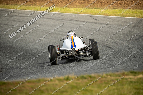 Classic Formula Libre - 12 - Baskerville Historics 2024-6