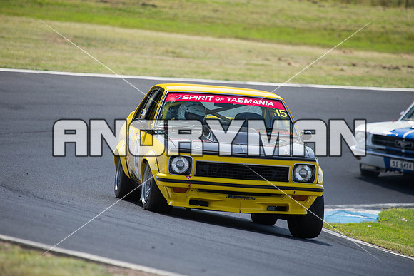 15 Graham Russell - Holden Torana - Muscle Car Cup Over Two Litres - Classic - Saturday-7