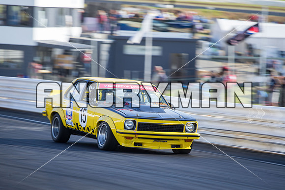 15 Graham Russell - Holden Torana - Muscle Car Cup Over Two Litres - Classic - Sunday-5