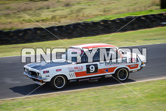 19 Robbie Mills - LJ Torana - Muscle Car Cup Over Two Litres - Classic - Saturday-3