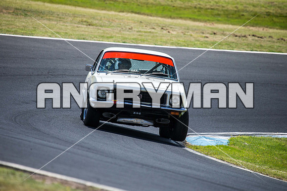 64 - John Douglas - Torana XU1 - Group N Over Three Litre - Saturday-4