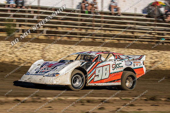 Super Sedan 98 Q98 - Friday