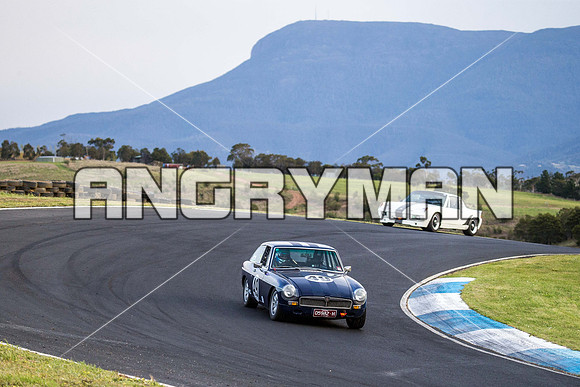 49 Jane Vollebregt - MGB GT 1969 - Group S & Invited - Saturday-5