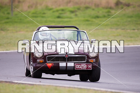 20 Lorna Chapman MGB Roadster Regularity marque Sportscars & Invited Group 3 - Sunday-3
